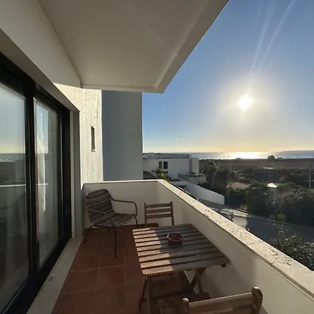 Torralta Seaview Apartment